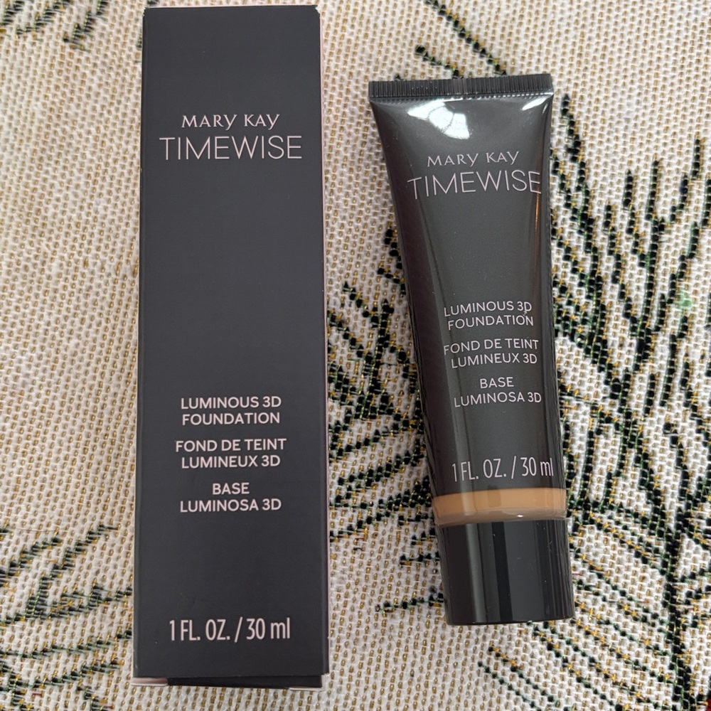 Mary Kay Timewise Luminous 3D Foundation - Tan